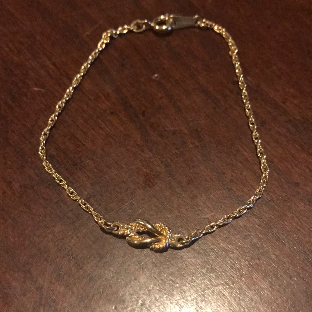 Avon Vintage Goldtone Nautical Rope Knot Bracelet